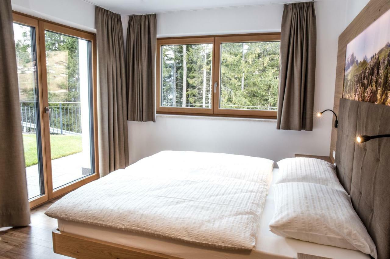 Arpa Chalet Santa Cristina Val Gardena Bagian luar foto