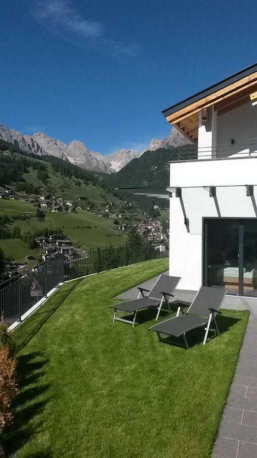Arpa Chalet Santa Cristina Val Gardena Bagian luar foto
